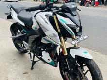 Bajaj N160 2025 Motorbike