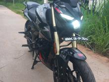Bajaj N160 2025 Motorbike