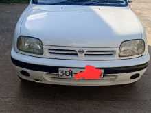 Bajaj Nissan K11 1995 Car