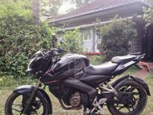 https://riyasewana.com/uploads/bajaj-ns-150-12121440436260.jpg