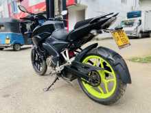 https://riyasewana.com/uploads/bajaj-ns-150-1715521522923.jpg