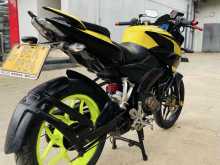 https://riyasewana.com/uploads/bajaj-ns-150-2516290722602.jpg