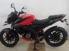 https://riyasewana.com/uploads/bajaj-ns-160-107483613094.jpg