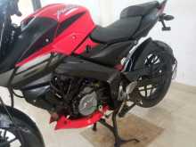 https://riyasewana.com/uploads/bajaj-ns-160-107483613102.jpg