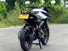https://riyasewana.com/uploads/bajaj-ns-160-210092513223.jpg