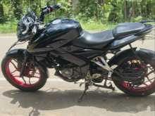https://riyasewana.com/uploads/bajaj-ns-160-2417351022963.jpg