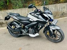 Bajaj Pulsar NS200 2019 Motorbike