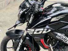 https://riyasewana.com/uploads/bajaj-ns-200-114251624202.jpg