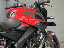 https://riyasewana.com/uploads/bajaj-ns-200-125010822662.jpg