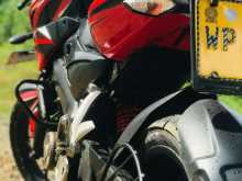 https://riyasewana.com/uploads/bajaj-ns-200-151345044493.jpg
