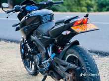 https://riyasewana.com/uploads/bajaj-ns-200-151737554583.jpg