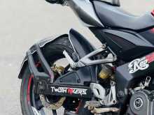 https://riyasewana.com/uploads/bajaj-ns-200-1520114722132.jpg