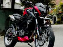 Bajaj Pulsar NS200 2017 Motorbike