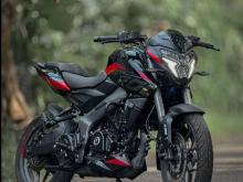 Bajaj Pulsar NS200 2025 Motorbike