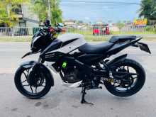 https://riyasewana.com/uploads/bajaj-ns-200-1612292813082.jpg