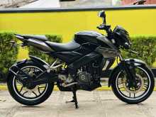 https://riyasewana.com/uploads/bajaj-ns-200-1619522923002.jpg