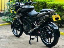 https://riyasewana.com/uploads/bajaj-ns-200-1619533124081.jpg