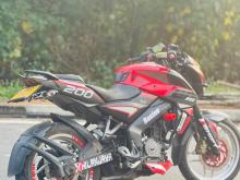 Bajaj Pulsar NS200 2017 Motorbike