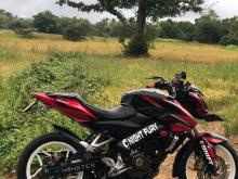 Bajaj Pulsar NS200 2016 Motorbike