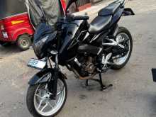 https://riyasewana.com/uploads/bajaj-ns-200-211412713472.jpg
