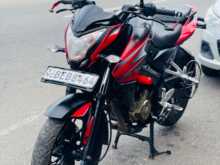 https://riyasewana.com/uploads/bajaj-ns-200-2210255913552.jpg