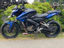 https://riyasewana.com/uploads/bajaj-ns-200-22859426305.jpg