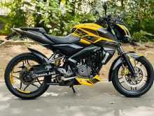 Bajaj Pulsar NS200 2021 Motorbike