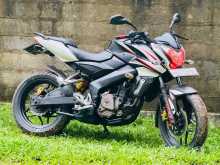 Bajaj Pulsar NS200 BS3 2016 Motorbike