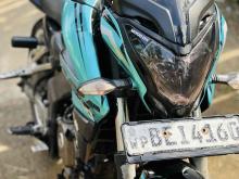 https://riyasewana.com/uploads/bajaj-ns-200-259563424233.jpg