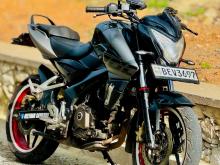 Bajaj Pulsar NS200 2016 Motorbike