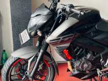 https://riyasewana.com/uploads/bajaj-ns-200-3113485113043.jpg