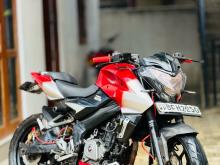 Bajaj Pulsar NS200 2017 Motorbike