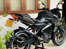 https://riyasewana.com/uploads/bajaj-ns-200-59301522573.jpg