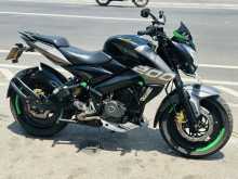 https://riyasewana.com/uploads/bajaj-ns-200-611373622313.jpg