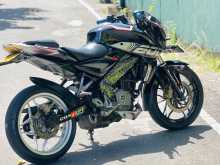 https://riyasewana.com/uploads/bajaj-ns-200-612120213442.jpg
