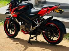 https://riyasewana.com/uploads/bajaj-ns-200-617353324072.jpg