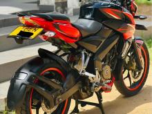 https://riyasewana.com/uploads/bajaj-ns-200-617353324741.jpg