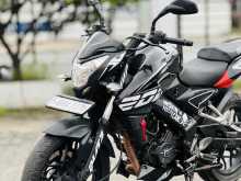 https://riyasewana.com/uploads/bajaj-ns-200-718294122012.jpg