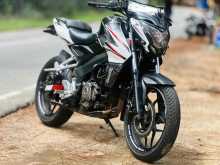 https://riyasewana.com/uploads/bajaj-ns-200-910424122052.jpg