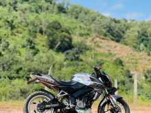 https://riyasewana.com/uploads/bajaj-ns-200-911461313523.jpg