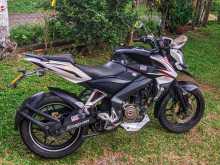 https://riyasewana.com/uploads/bajaj-ns-200-92107194932.jpg