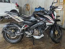 https://riyasewana.com/uploads/bajaj-ns-200-92110526884.jpg