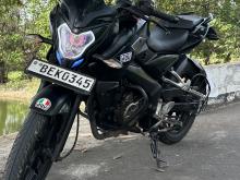 https://riyasewana.com/uploads/bajaj-ns150-2711320019982.jpg