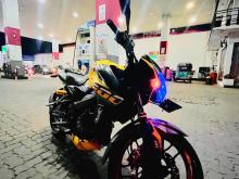 Bajaj Pulsar NS200 2016 Motorbike