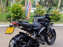 https://riyasewana.com/uploads/bajaj-ns200-1121362213662.jpg