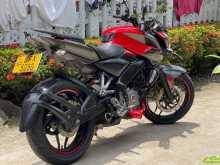 https://riyasewana.com/uploads/bajaj-ns200-1121363913943.jpg