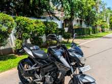 https://riyasewana.com/uploads/bajaj-ns200-114045613924.jpg