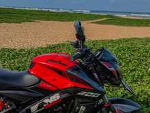 https://riyasewana.com/uploads/bajaj-ns200-1214014013112.jpg