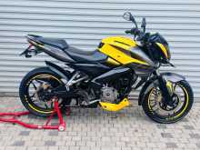 https://riyasewana.com/uploads/bajaj-ns200-1319451822892.jpg
