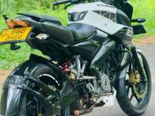 https://riyasewana.com/uploads/bajaj-ns200-1616341014004.jpg